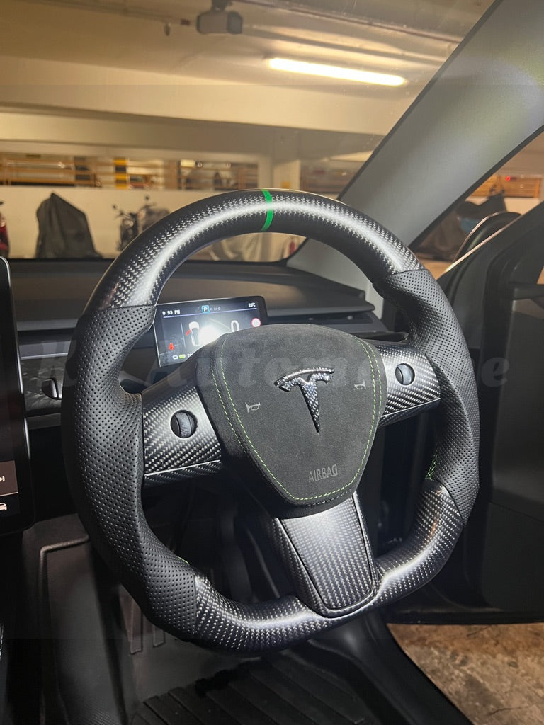 Model Y 霧面碳纖維方向盤(打孔真皮)-全套