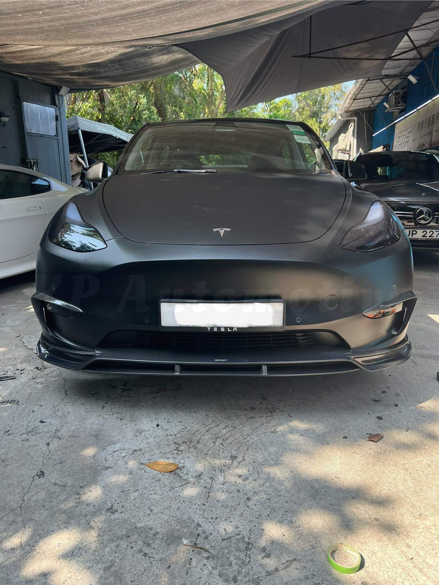 CMST 改裝碳纖維前唇 V2 適用於 Tesla Model Y(亮光碳)