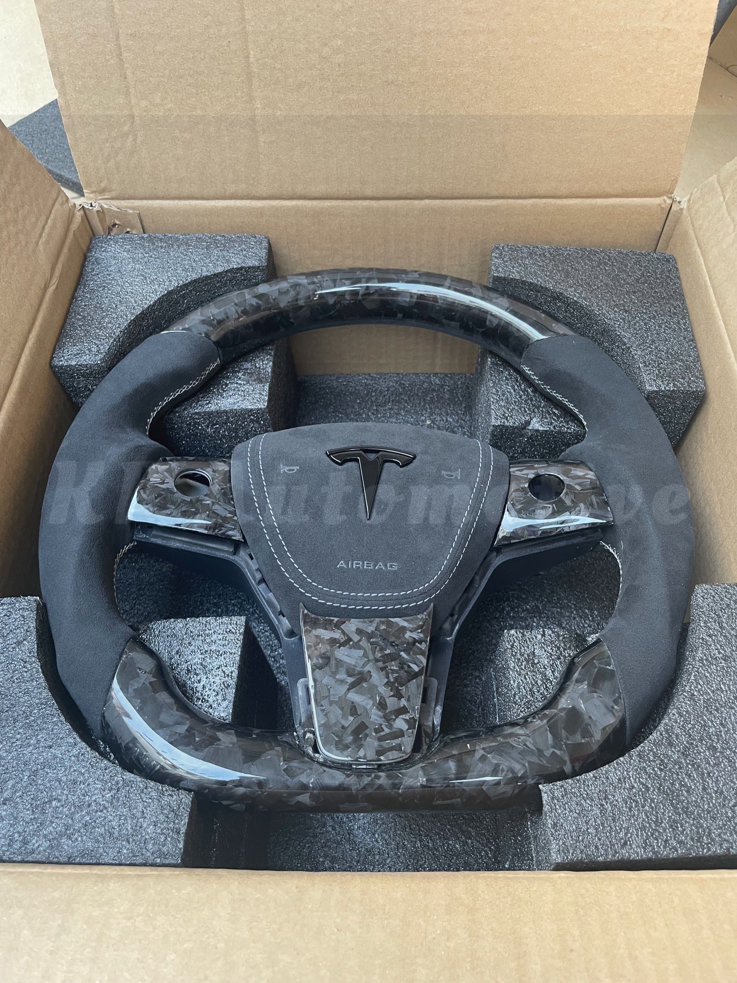 Model 3 光亮鍛造碳纖維方向盤(Alcantara)-全套