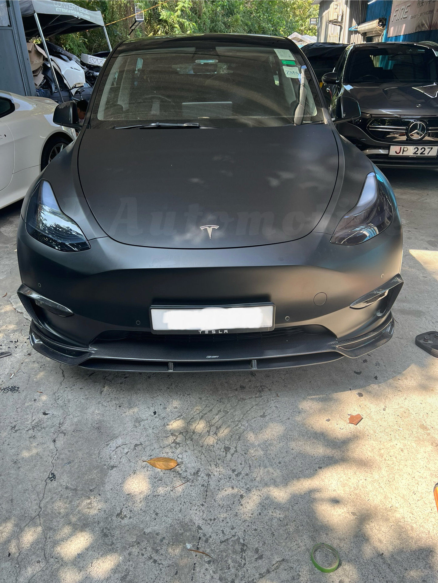 CMST 改裝碳纖維前唇 V2 適用於 Tesla Model Y(亮光碳)