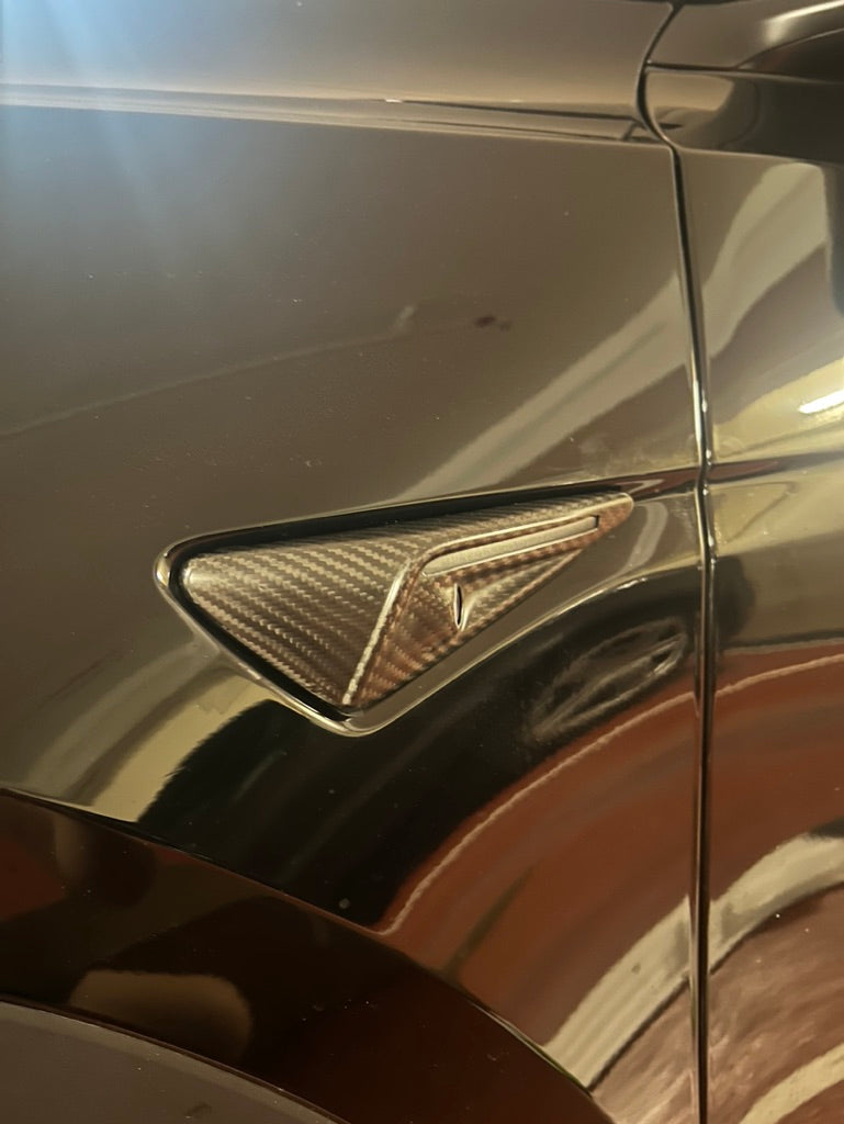 Model 3/Y 真碳纖維攝影機方向燈罩(磨砂碳纖維)