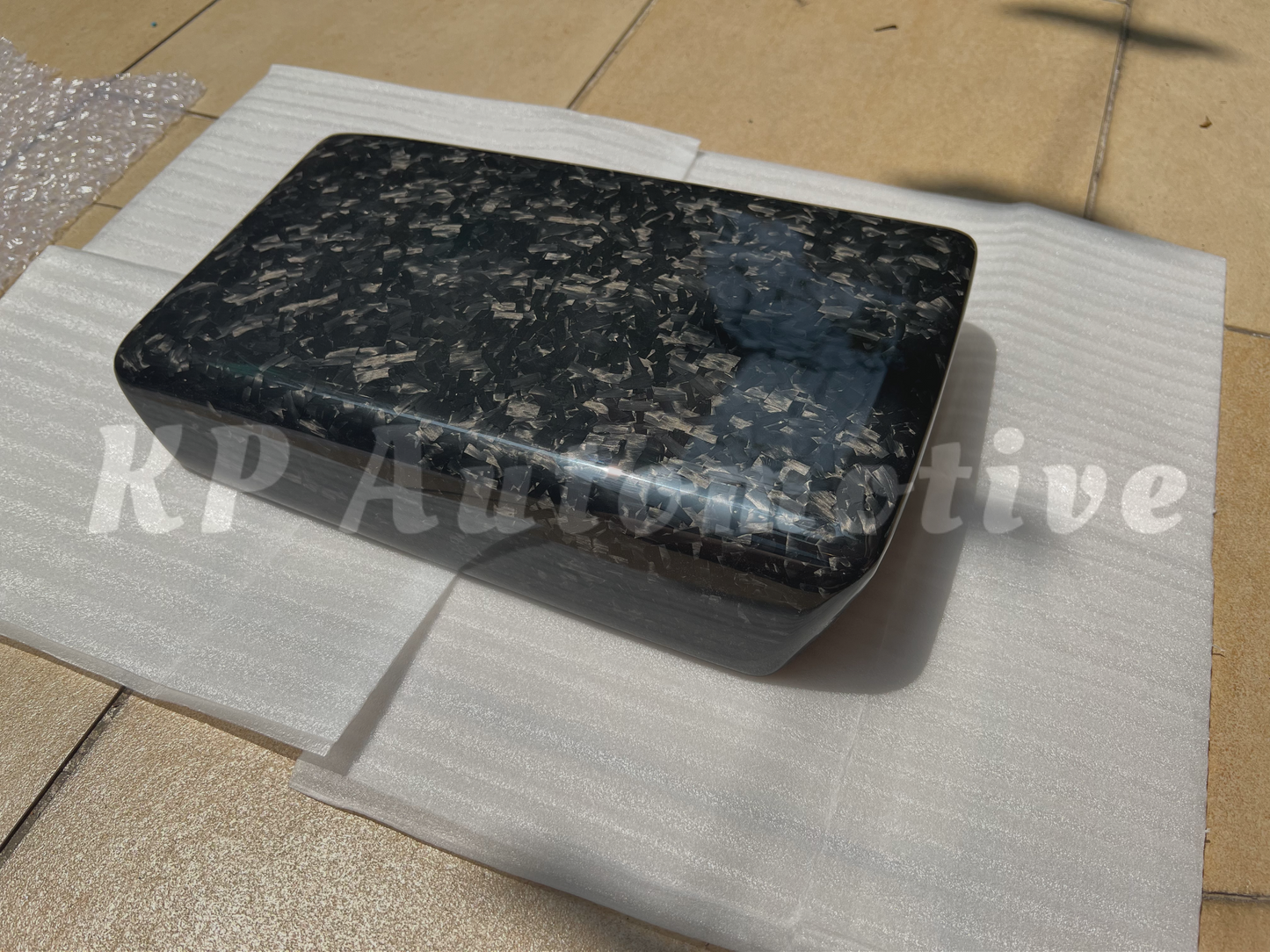 2021+ 型號 3/Y 光亮鍛造碳纖維中控台套件