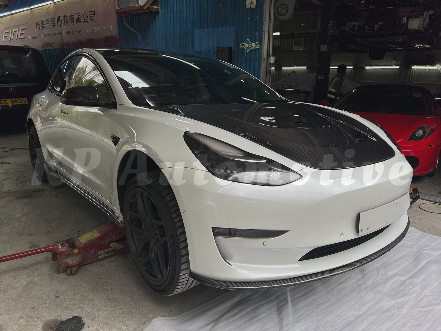 KPA Model 3 M 型前唇(光面碳纖維)