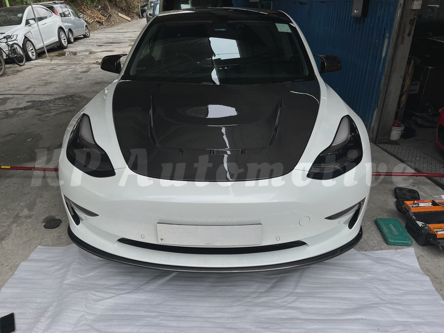 KPA Model 3 M 型前唇(光面碳纖維)