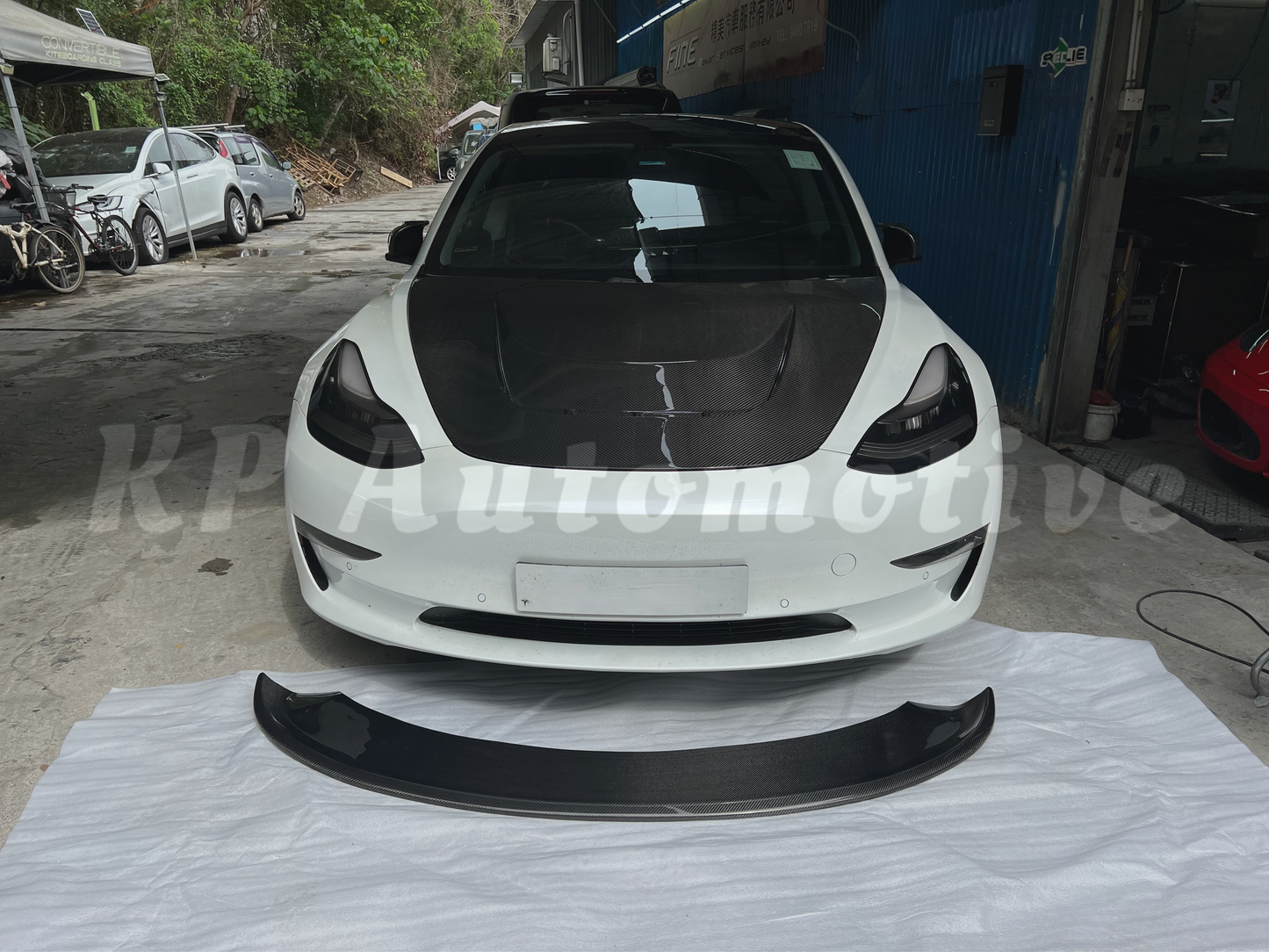 KPA Model 3 M 型前唇(光面碳纖維)
