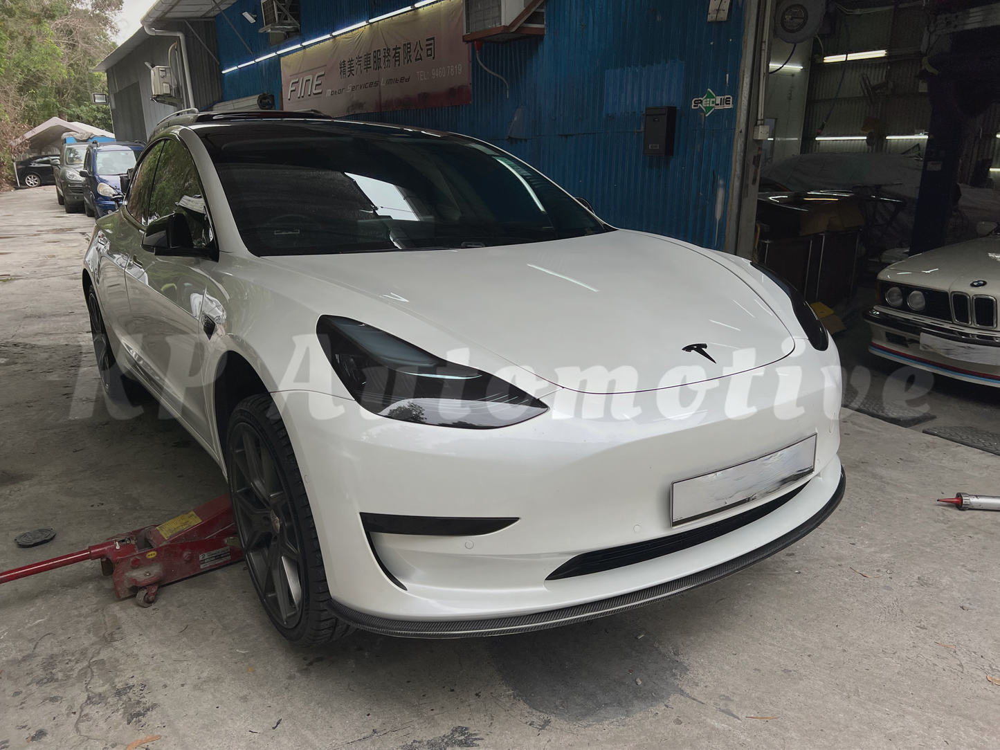KPA Model 3 M 型前唇(光面碳纖維)