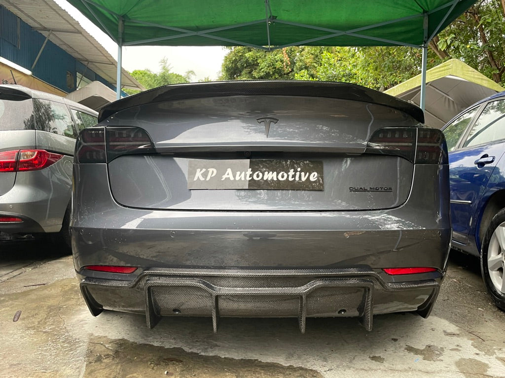 VR 風格車身套件 - Tesla Model 3