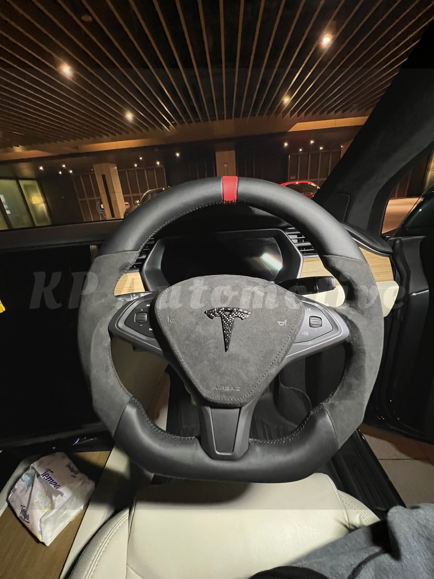 Model S/X 客製化方向盤