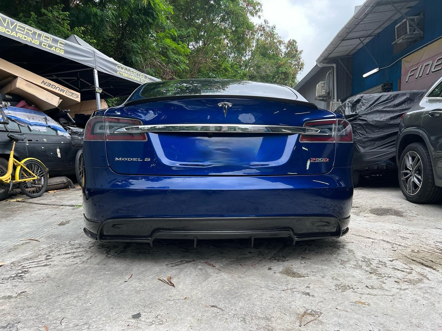 RZ 風格車身套件 - 改款前 Tesla Model S 2012-2016