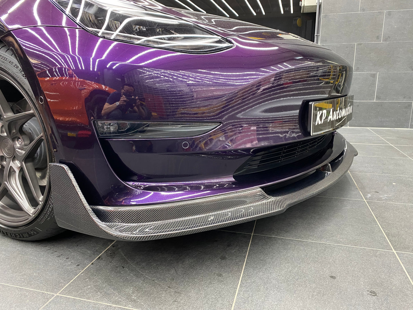 VR 風格前唇 - Tesla Model 3