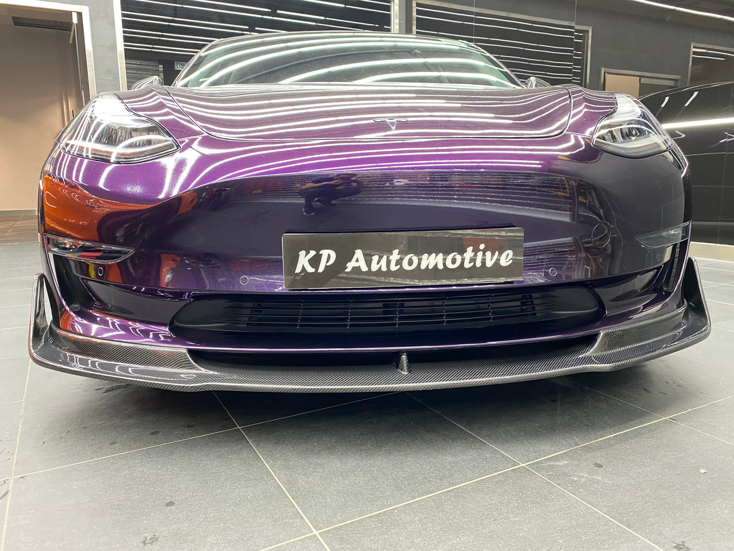 VR 風格車身套件 - Tesla Model 3