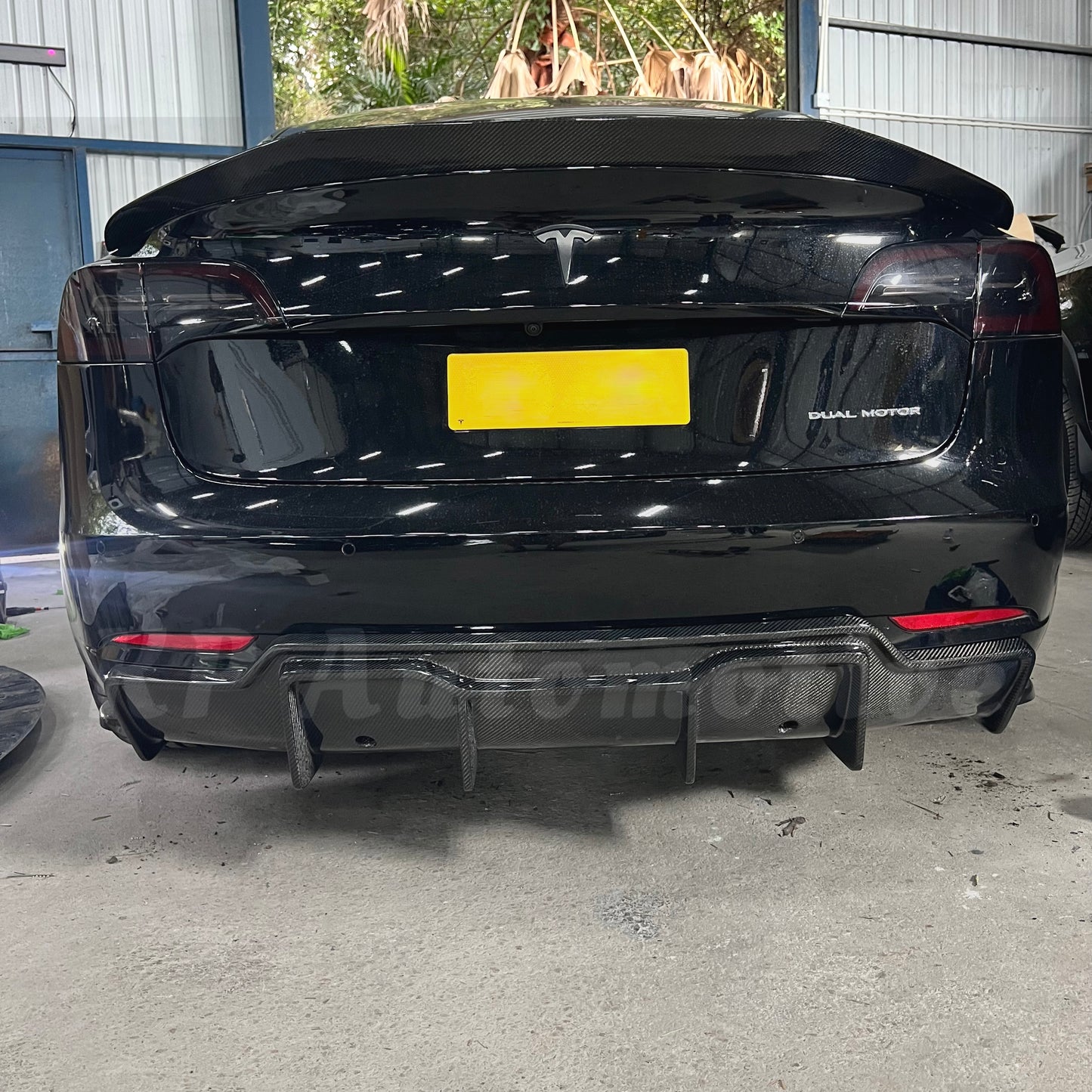 VR 風格擴散器 - Tesla Model 3
